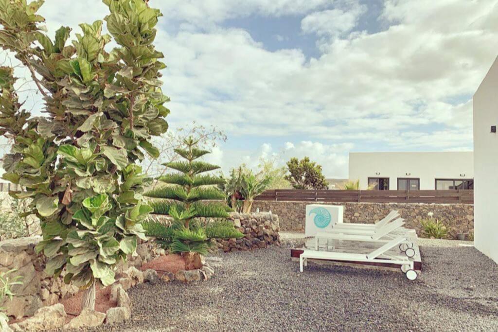 Agua Guesthouse Lajares Villa Con Jacuzzi Bagian luar foto